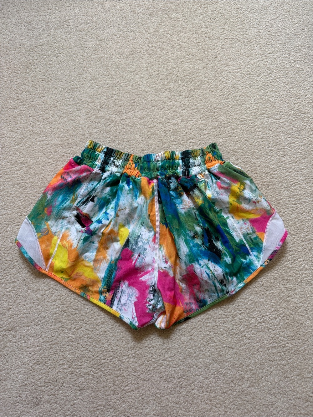 Lululemon | Low Rise Hotty Hot Shorts